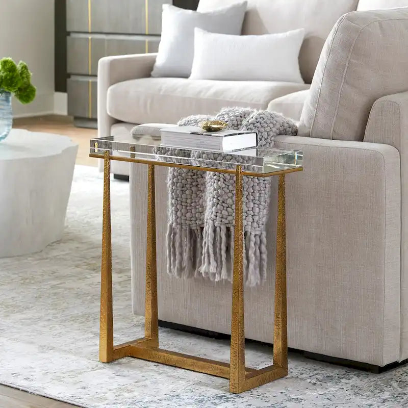Tavolino d'appoggio con spesso cristallo – Base color oro glam, Lussuoso tavolino laterale da salotto